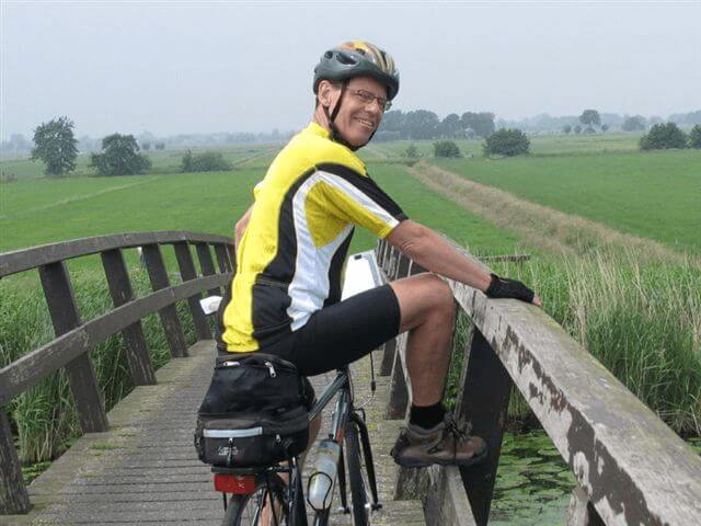 Ein Reiseleiter in Kinderdijk