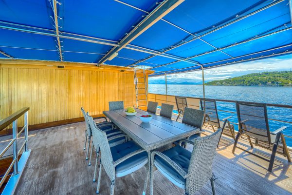 san snova   deck      grad  dipyn