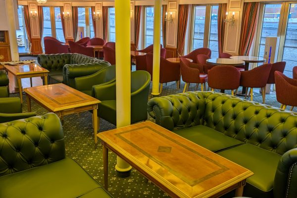 ms casanova salon  o