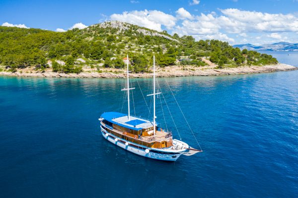 San snova   exterior view       grad  rlctep