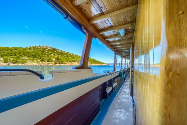 san snova   deck      grad  lckznt