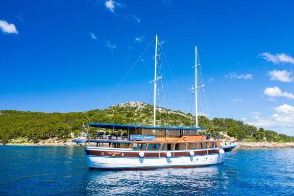 San snova   exterior view       grad  hgrtxp