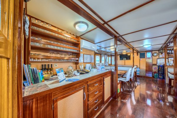 san snova   salon       grad  whqqxg