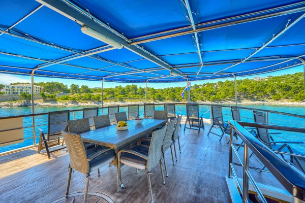 san snova   deck      grad  ltxkh