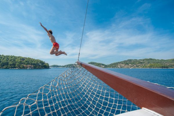 Spaß während der Schwimmpause